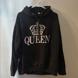 No brand Queen Black Hoodie with Crown Design
